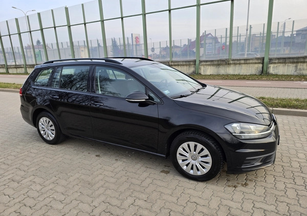 Volkswagen Golf cena 53997 przebieg: 167831, rok produkcji 2020 z Białystok małe 529